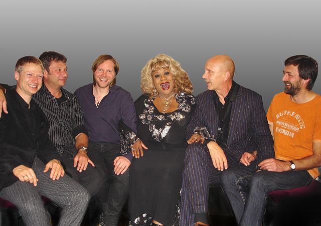 Das Opening zum 30.: Travelling