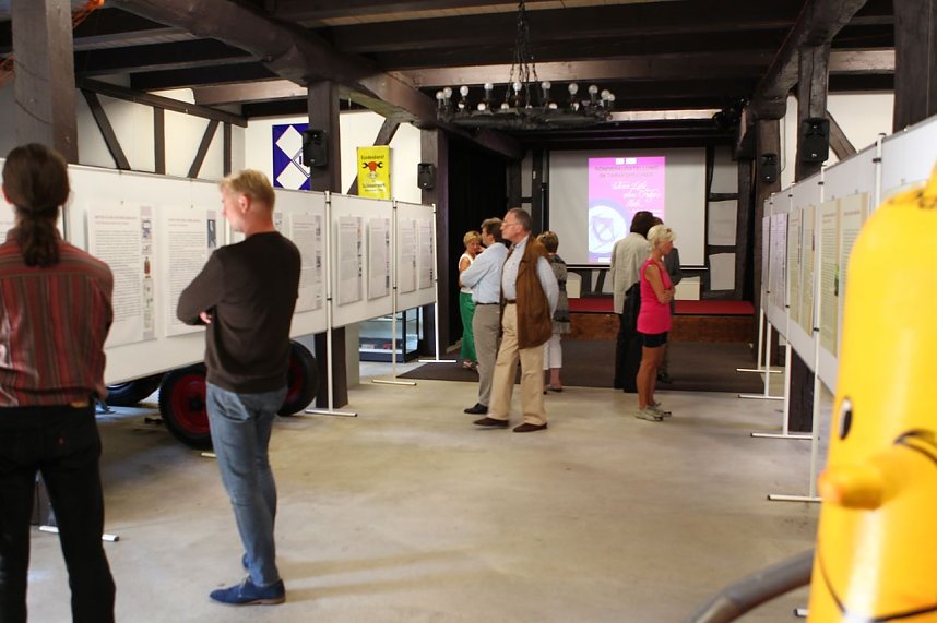 Er&ouml;ffnung im Tabakspeicher