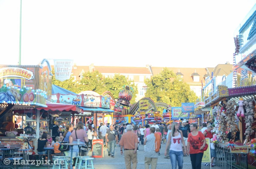 Ladys auf den Rummel