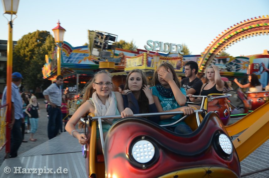 Ladys auf den Rummel