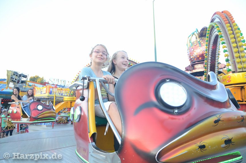 Ladys auf den Rummel