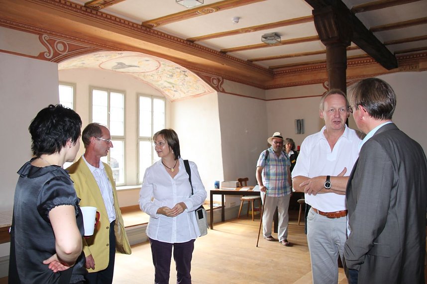 Offen nur f&uuml;r geladene G&auml;ste