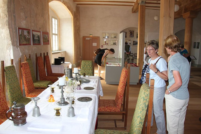 Offen nur f&uuml;r geladene G&auml;ste