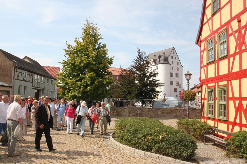Offen nur f&uuml;r geladene G&auml;ste