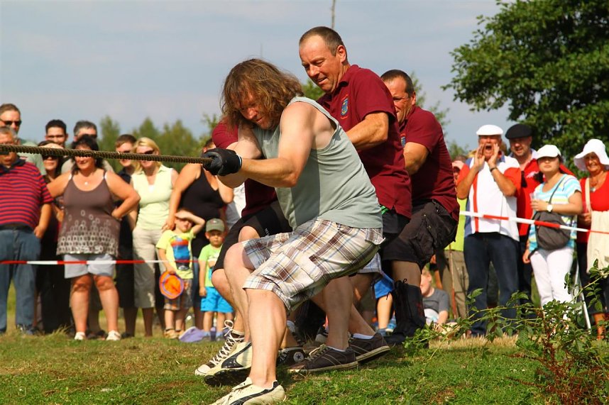 Tauziehen &uuml;ber die Wipper 2013
