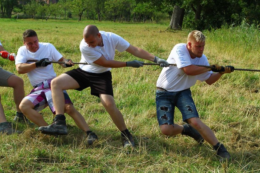 Tauziehen &uuml;ber die Wipper 2013