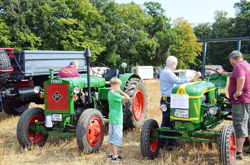 Schlepperfest in Herrmannsacker (Teil 1)