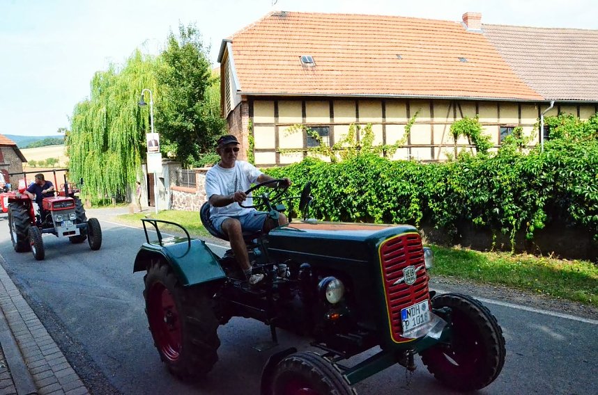 Schlepperfest in Herrmannsacker (Teil 1)
