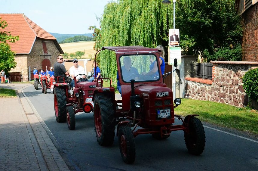 Schlepperfest in Herrmannsacker (Teil 1)