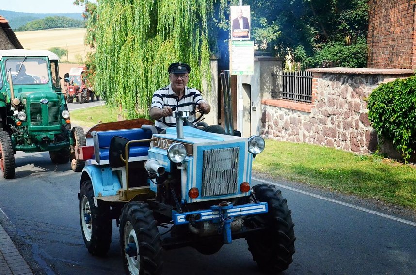 Schlepperfest in Herrmannsacker (Teil 1)