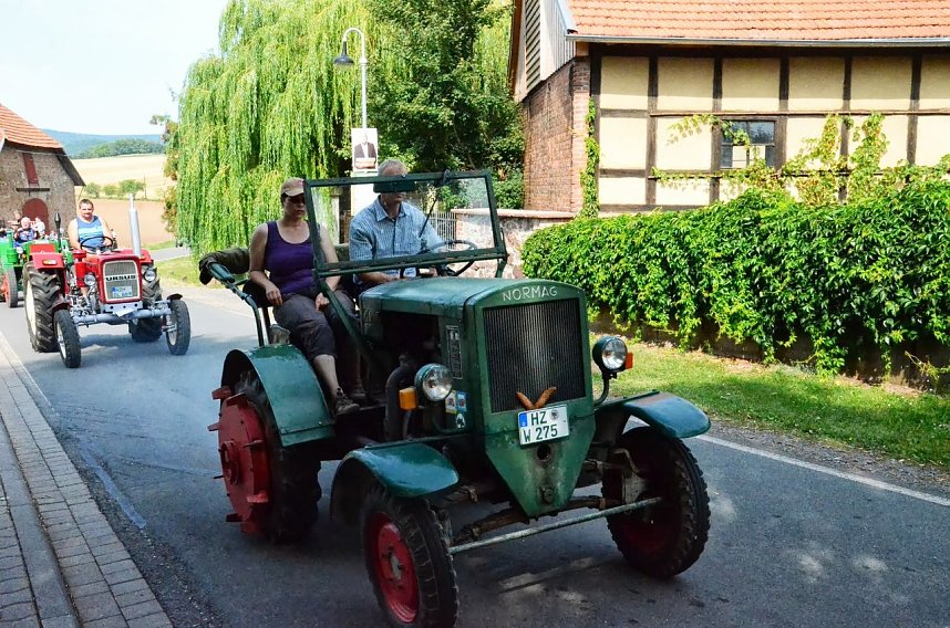 Schlepperfest in Herrmannsacker (Teil 1)