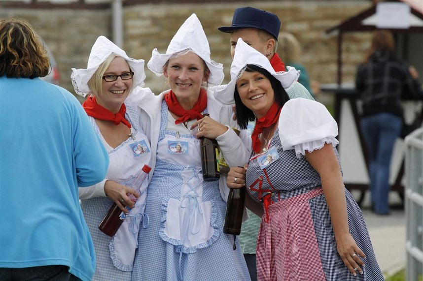 Zum 35. Mail: Kirmes in Rehungen