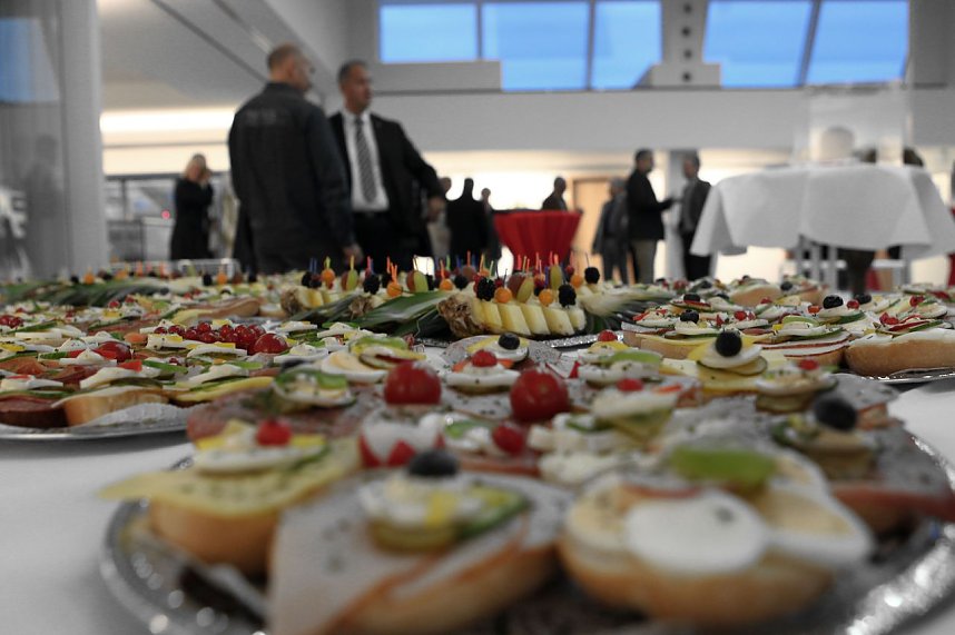 Erste "Spende" von der Kreissparkasse