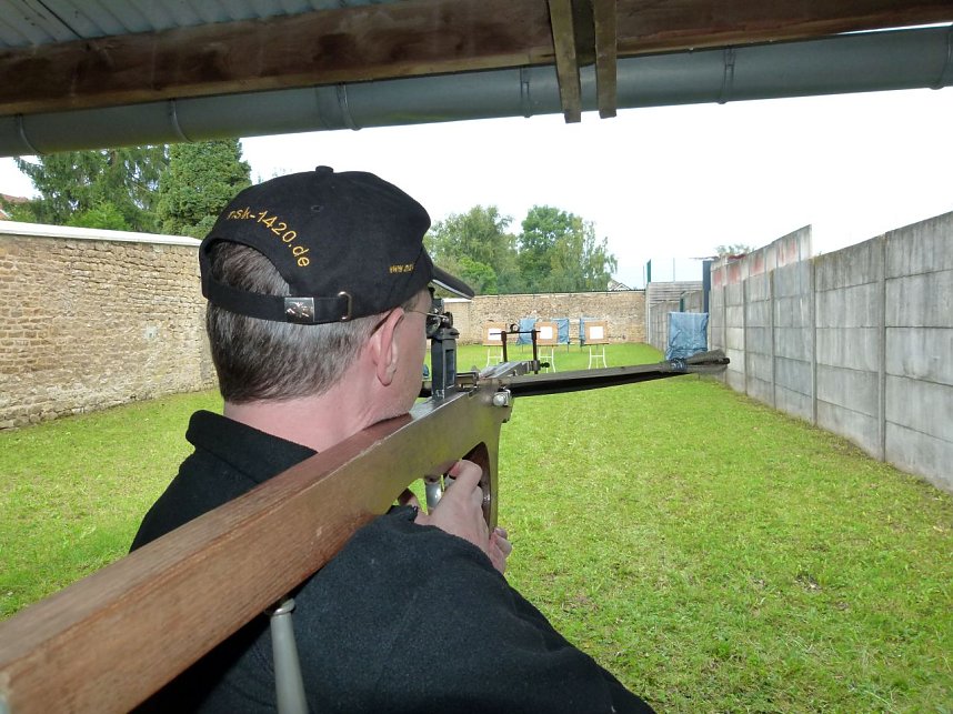 Steffen Romer beim Schu&szlig; auf die K&ouml;nigsscheibe