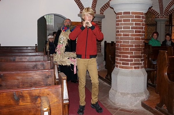 Erntekrone &uuml;bergeben