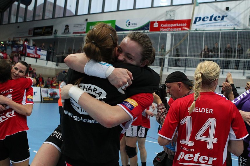 THC gewinnt den CL-Auftakt