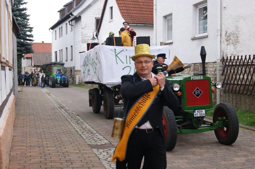 Kirmes-Umzug in Obergebra