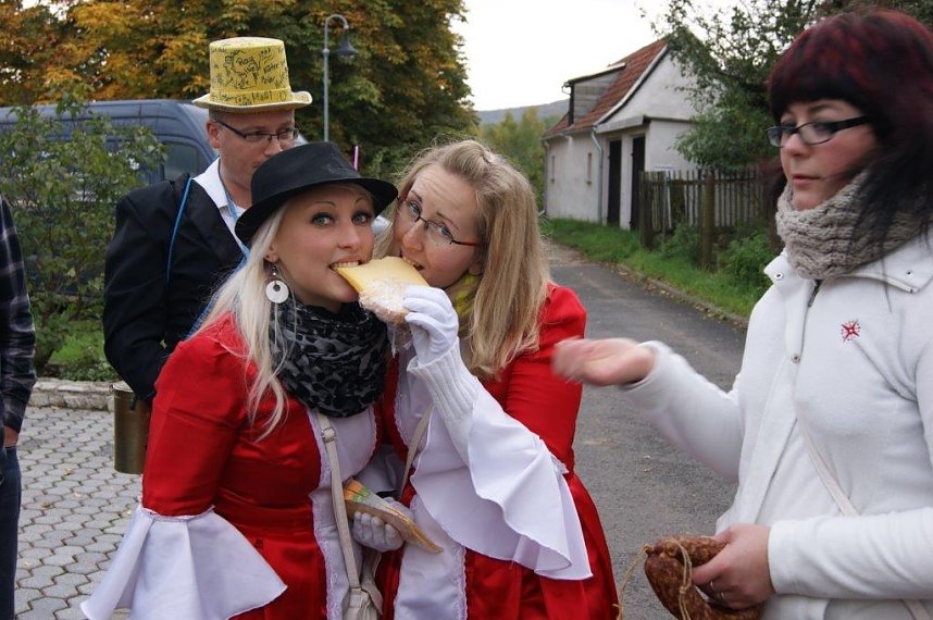 Kirmes-Umzug in Obergebra