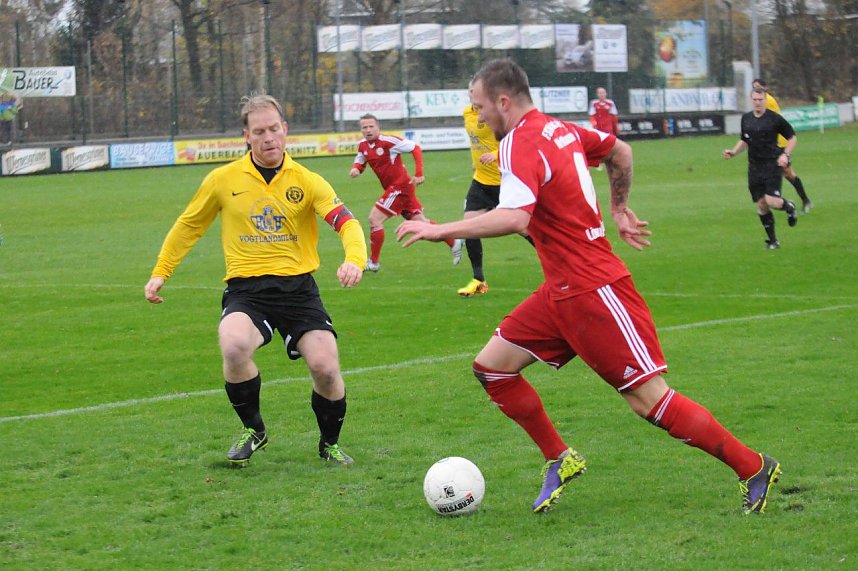 Ausw&auml;rtssieg in Auerbach