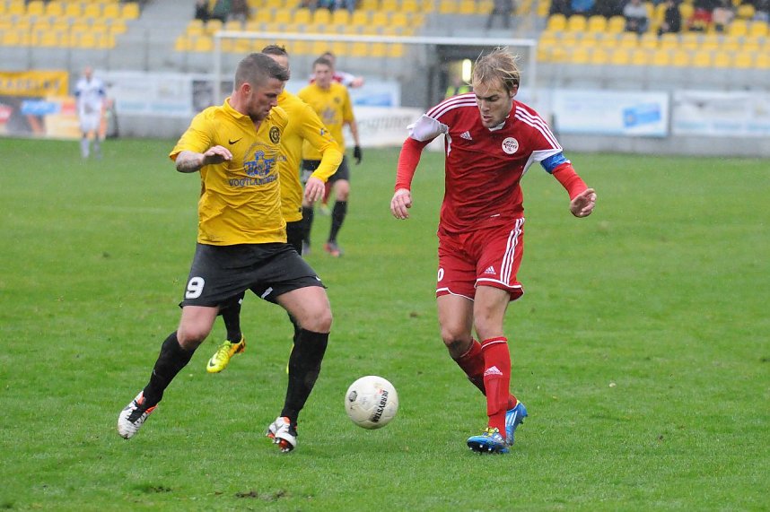 Ausw&auml;rtssieg in Auerbach