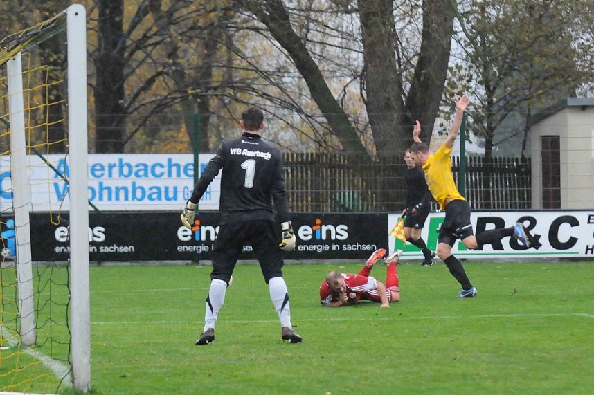 Ausw&auml;rtssieg in Auerbach