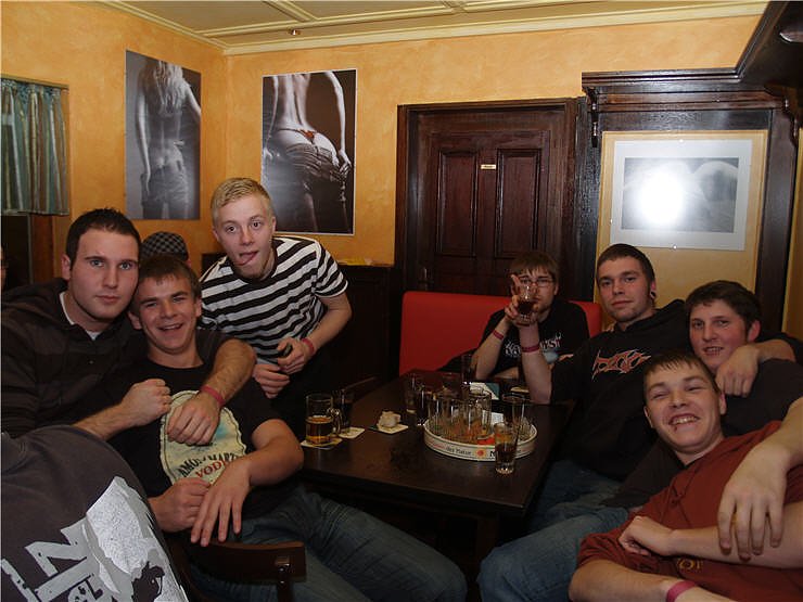 Halloween Party Nordhausen: Fris&ouml;r Jones, Grease, Destille, Schabernack