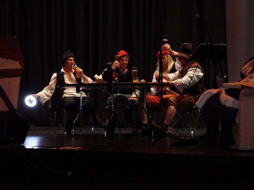 Von Rolandstadt zu Rolandstadt