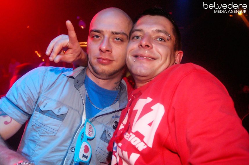 Porno-Brillen-Party im Sax