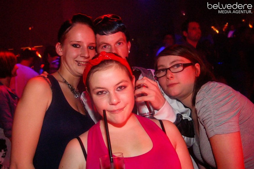 Porno-Brillen-Party im Sax