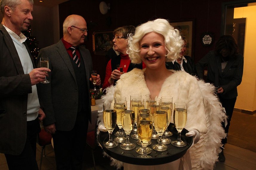 Ausstellung er&ouml;ffnet