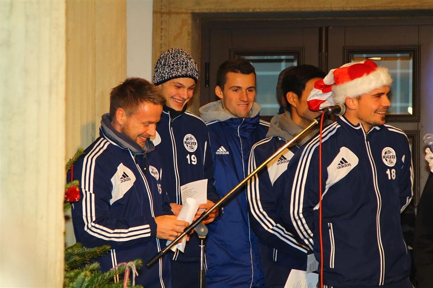 T&uuml;r&ouml;ffnen mit Wacker