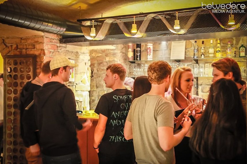 Spendierhosen-Party im Jugendclubhaus