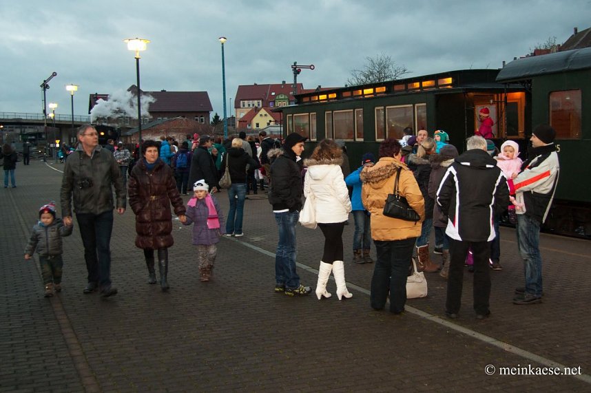 Nikolaus auf Schienen