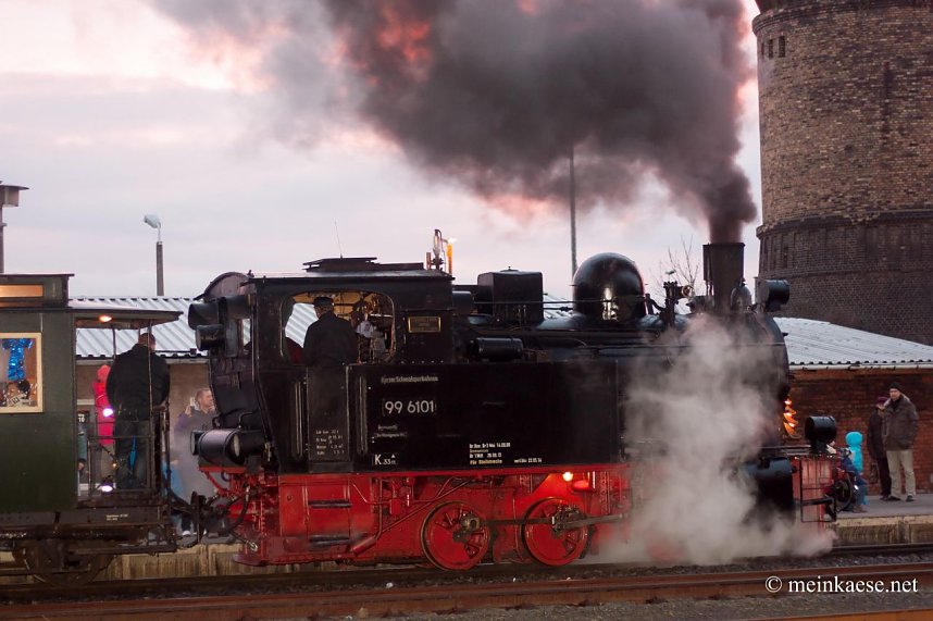Nikolaus auf Schienen
