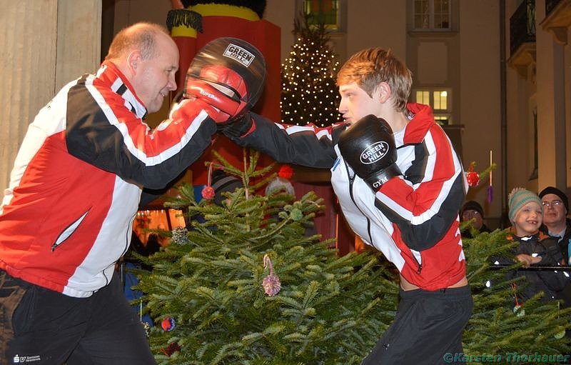 Das neunte Fenster: Sport und Show