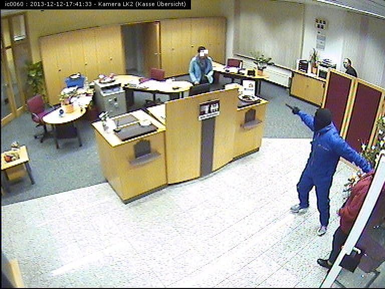 Bank&uuml;berfall in Ro&szlig;leben