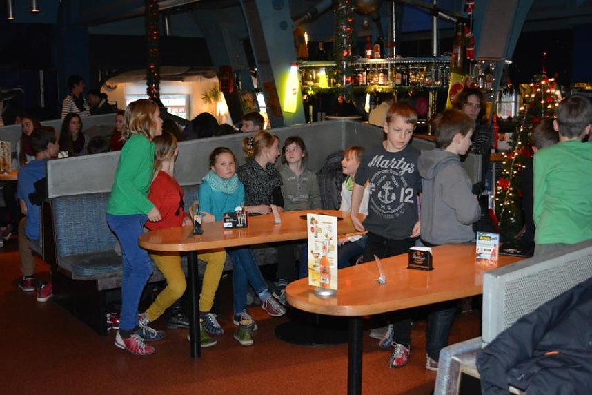 Weihnachtsfeier auf der Bowlingbahn