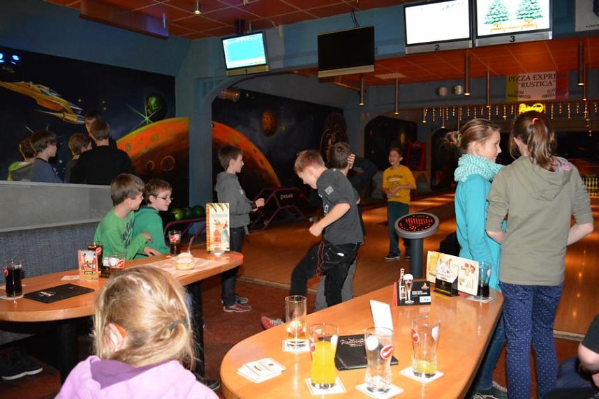 Weihnachtsfeier auf der Bowlingbahn