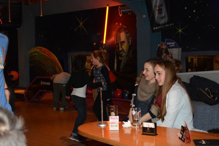 Weihnachtsfeier auf der Bowlingbahn