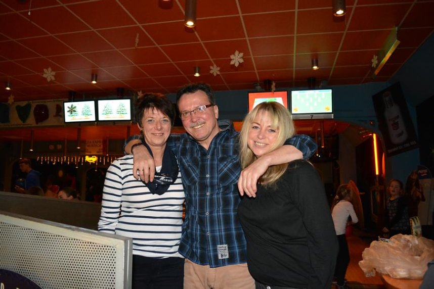 Weihnachtsfeier auf der Bowlingbahn