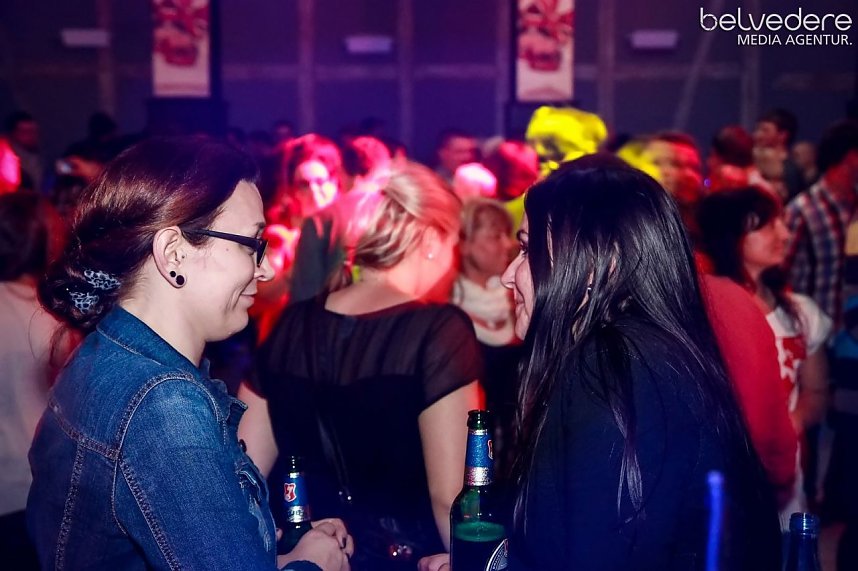 Party im Jugenclubhaus