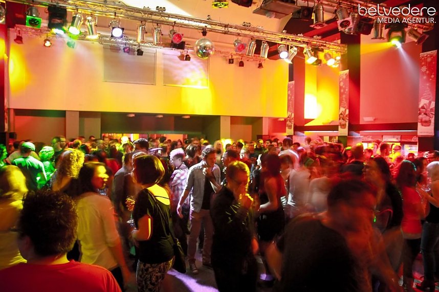 Party im Jugenclubhaus