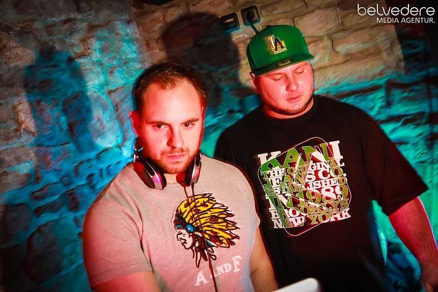 Party im Jugenclubhaus