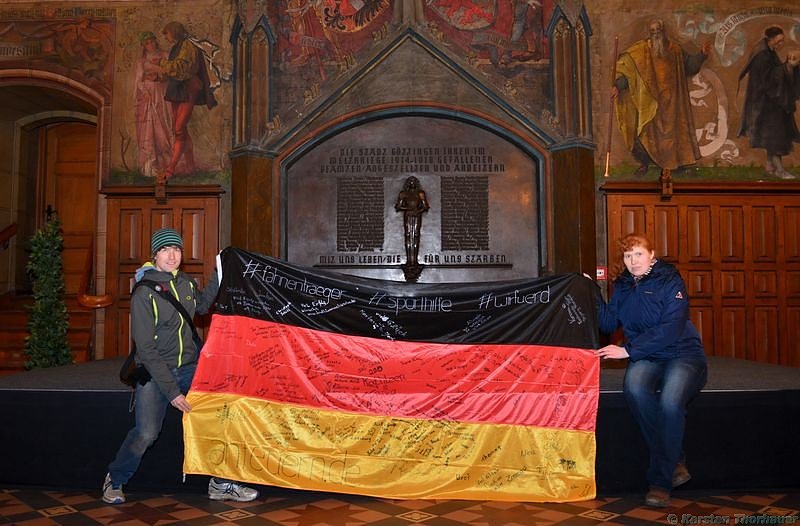 Eine Fahne verbindet