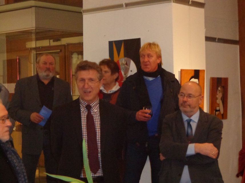 Benefizausstellung er&ouml;ffnet