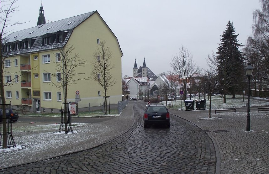 Etwa an gleicher Stelle heute fotografiert. Nur die T&uuml;rme des Doms erinnern daran, wie  es einmal aussah.