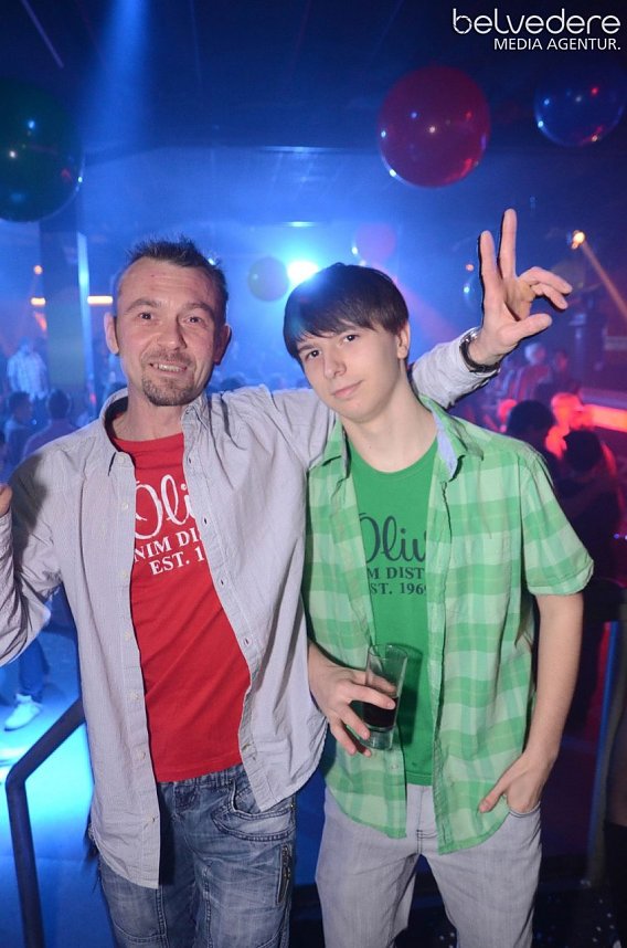 Konfetti-Explosion im Sax 