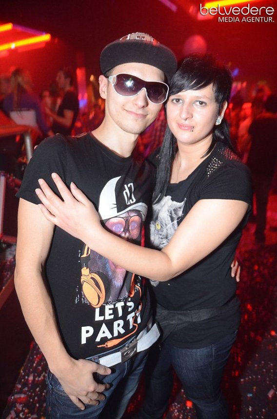 Konfetti-Explosion im Sax 