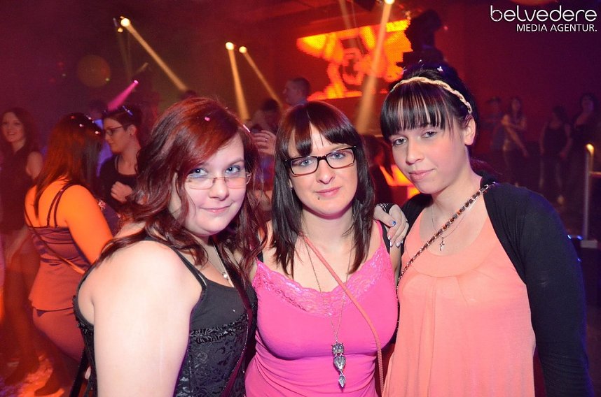 Konfetti-Explosion im Sax 