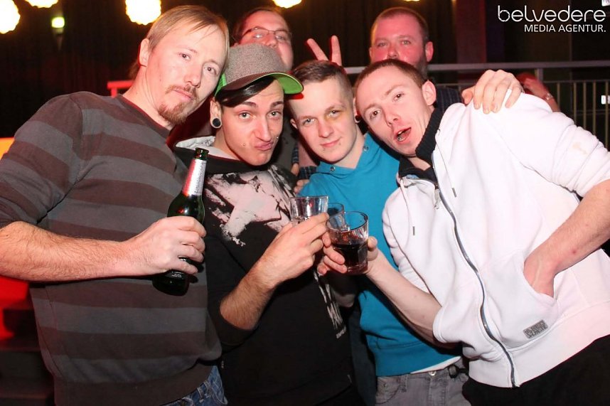 Party im Jugenclubhaus